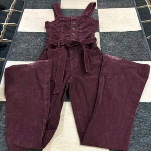 American Eagle Corduroy overalls 000